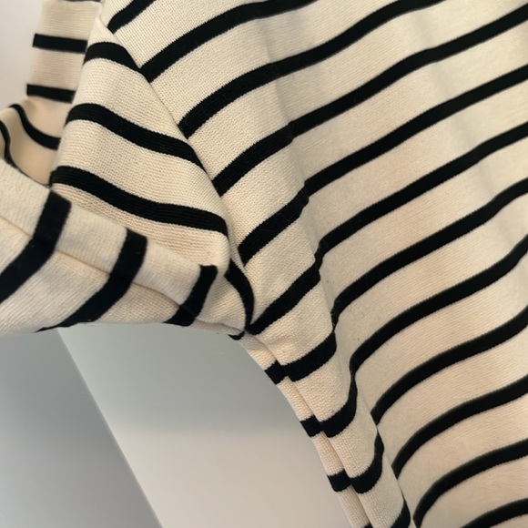 All:row from vici long sleeve knit top - Picture 4 of 6